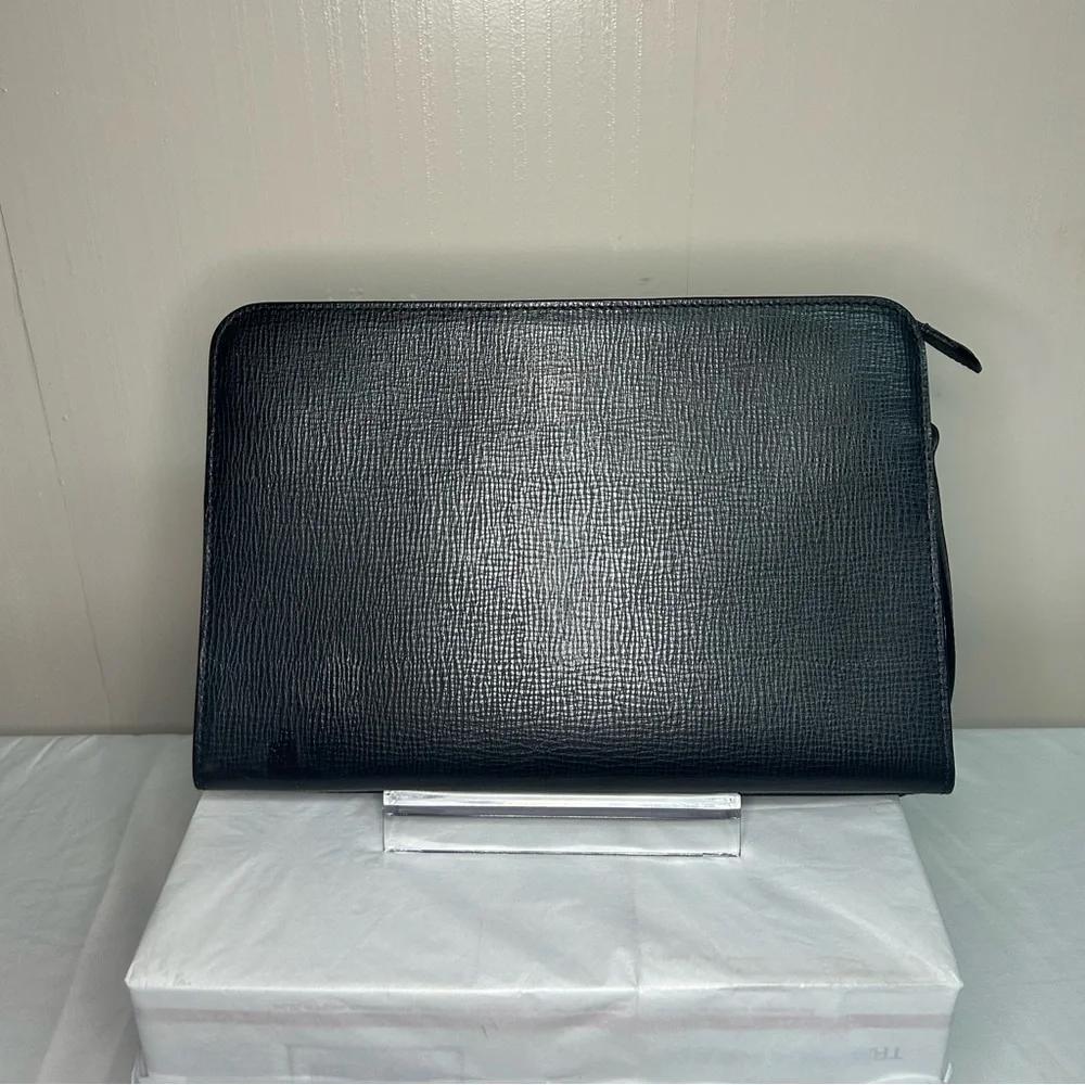 Burberrys Vintage Black Textured Unisex Clutch